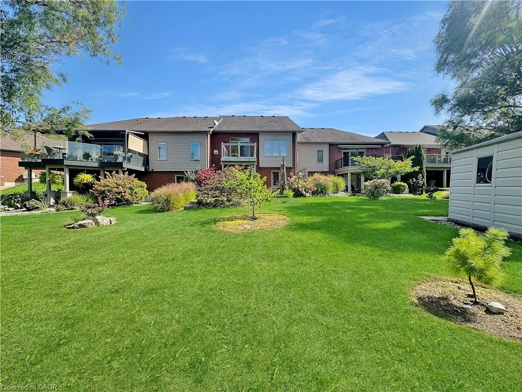 15 Iron Bridge Court