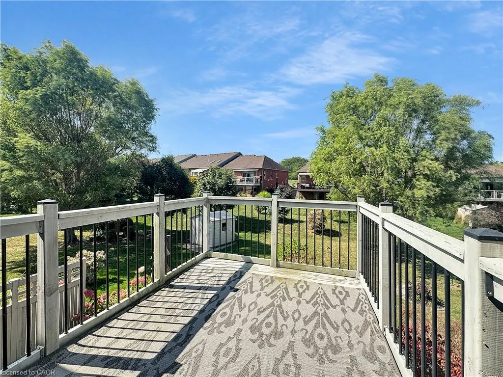 15 Iron Bridge Court