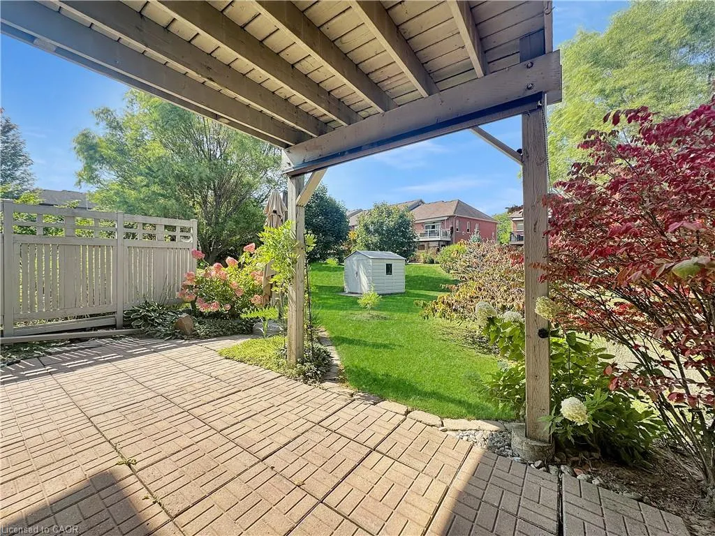 15 Iron Bridge Court