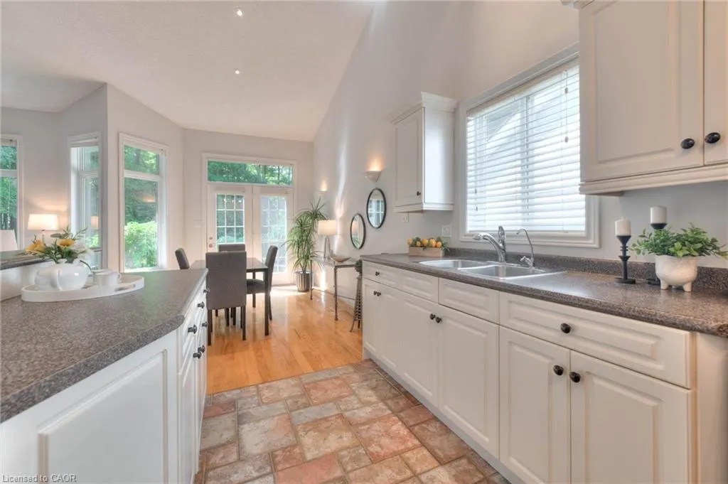 17 Woods Edge Court, #165