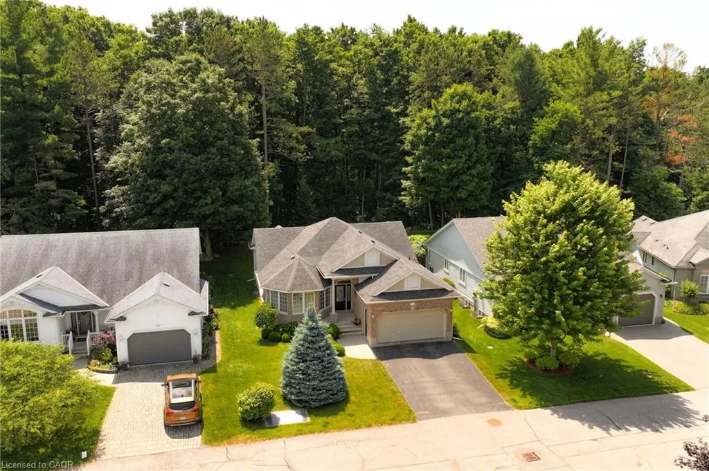 17 Woods Edge Court, #165