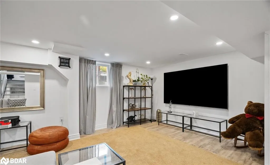 23 Thorley Drive
