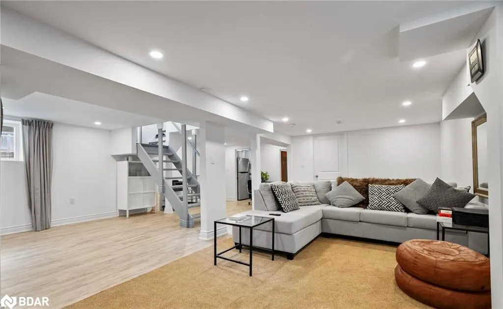 23 Thorley Drive
