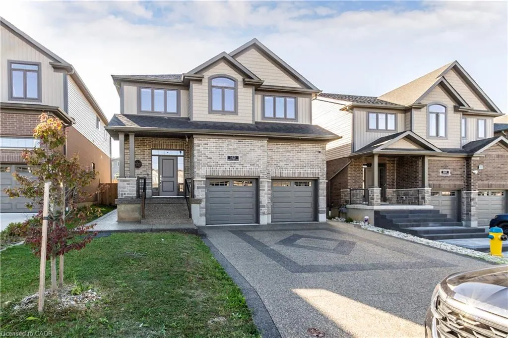 162 Mountain Holly Court