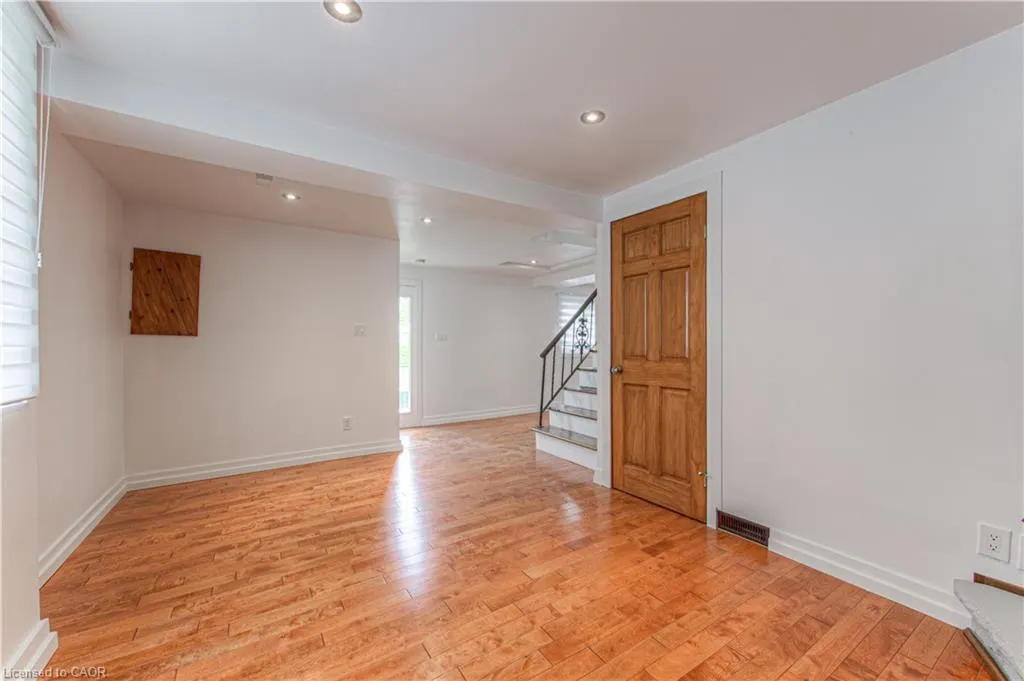 22 Dundonald Road