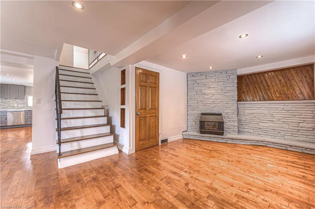 22 Dundonald Road