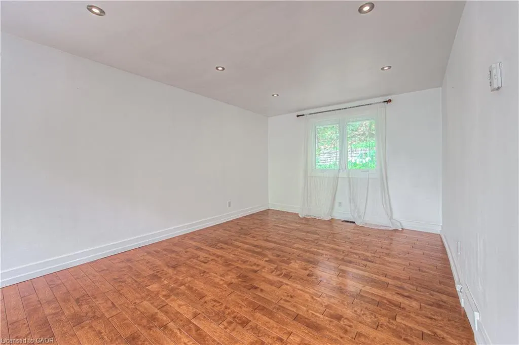 22 Dundonald Road