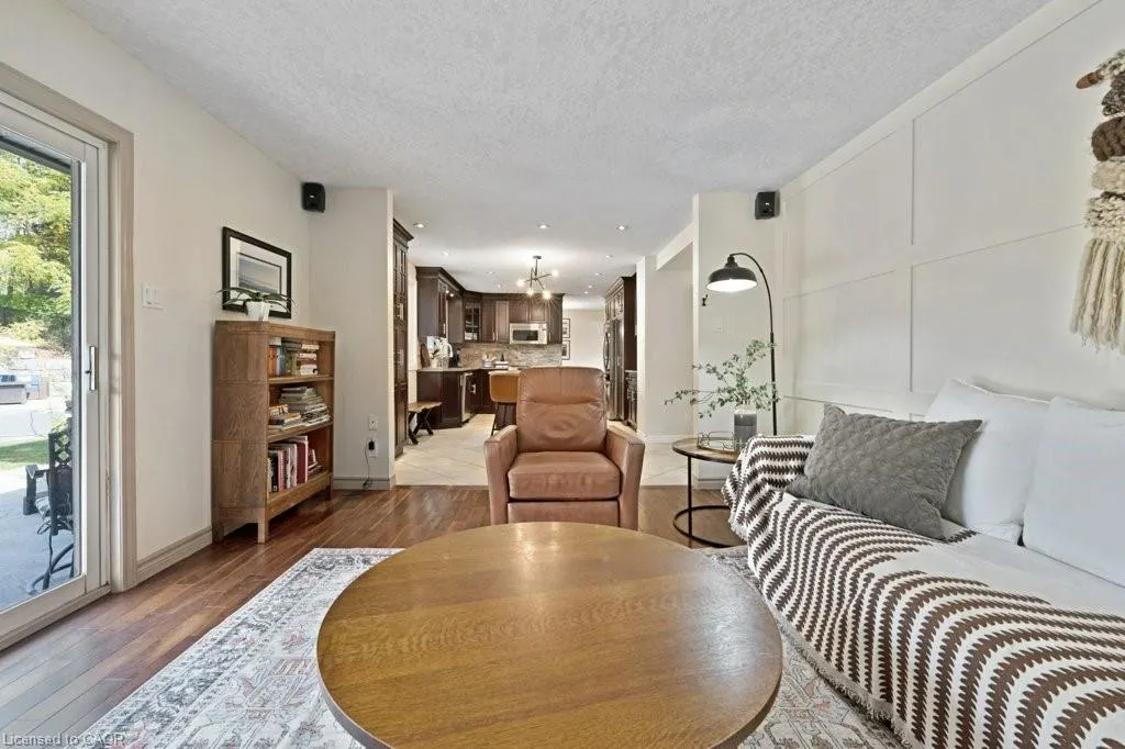 11 Pacific Court