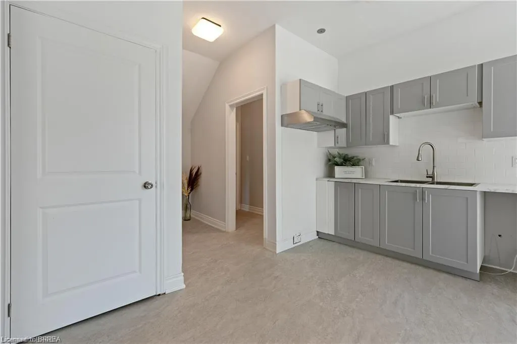 16 Arthur Street, #2A