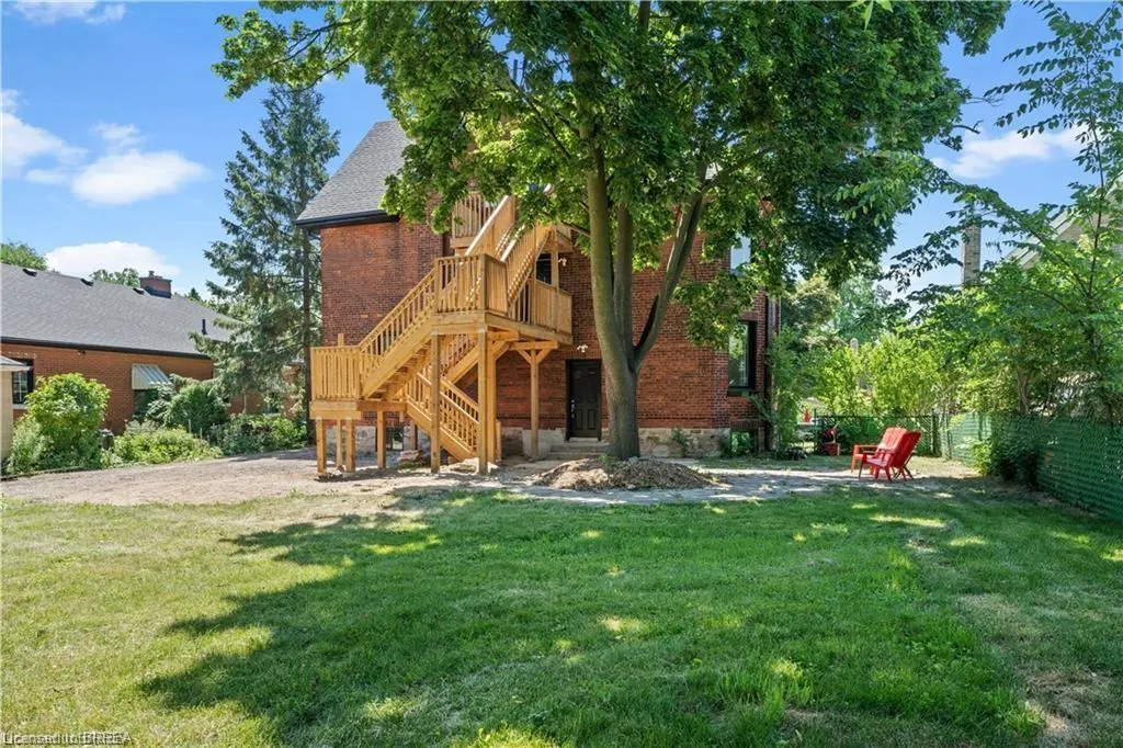 16 Arthur Street, #2A