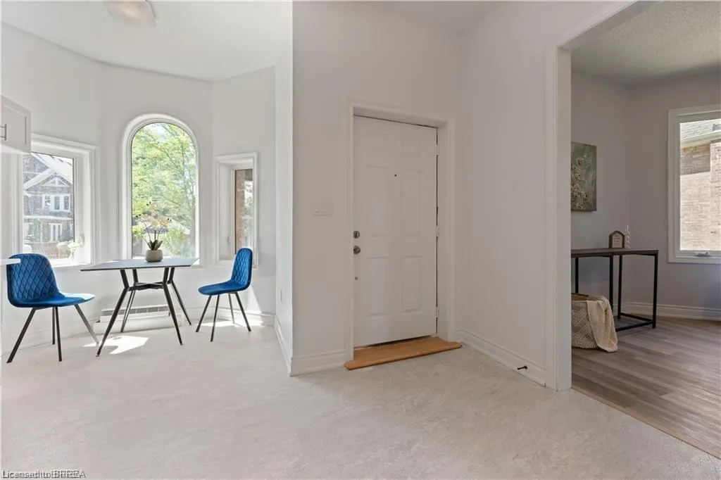 16 Arthur Street, #2A