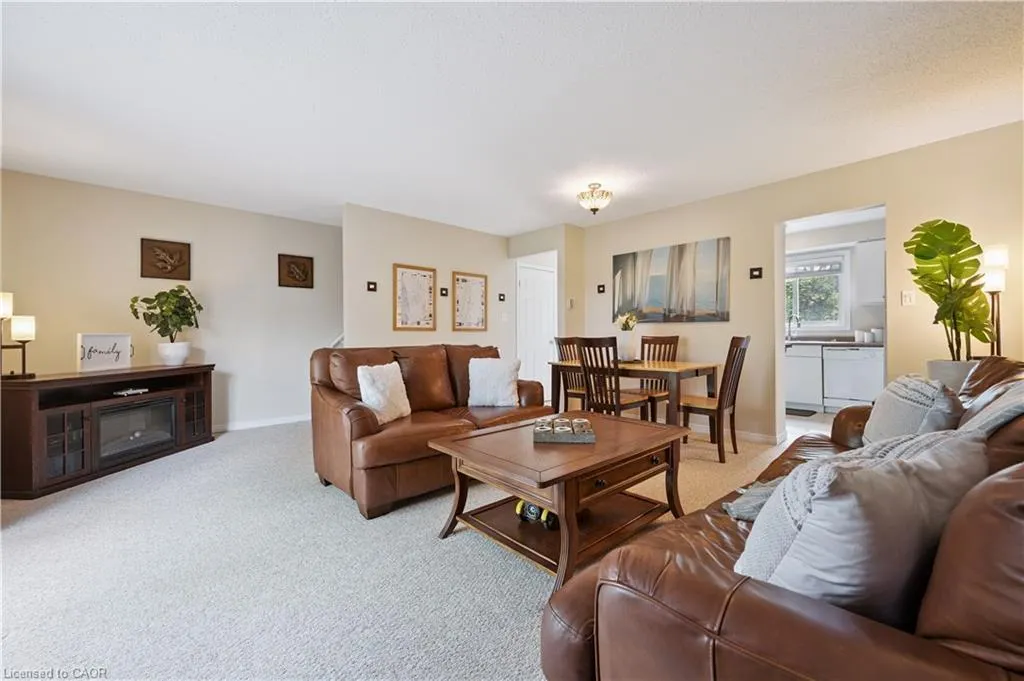 255 Camelot Court, #2