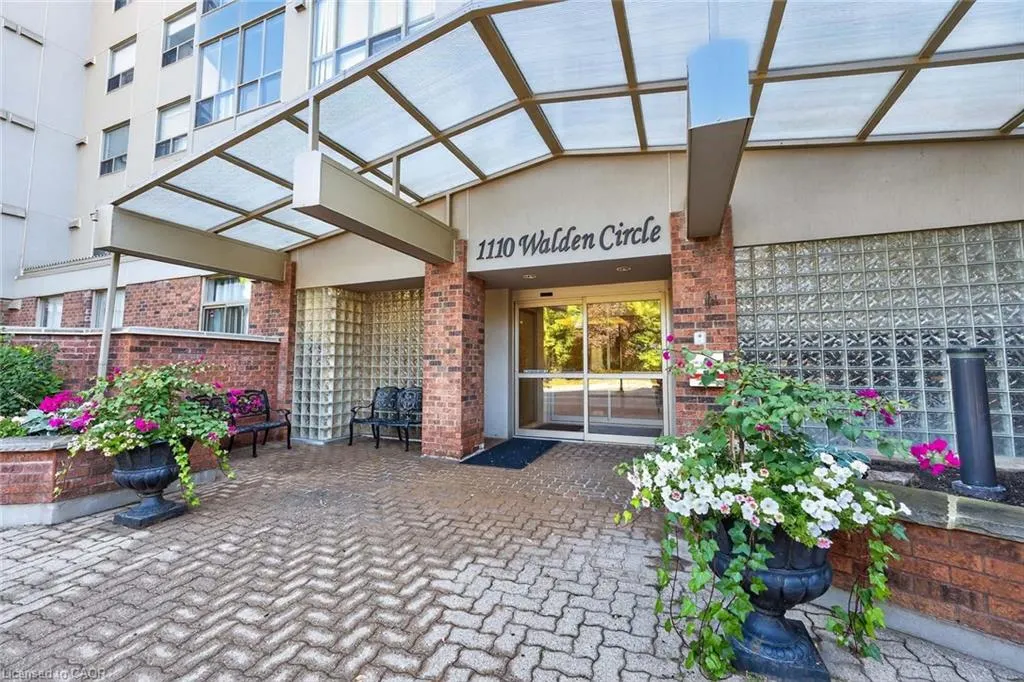 1110 Walden Circle, #507