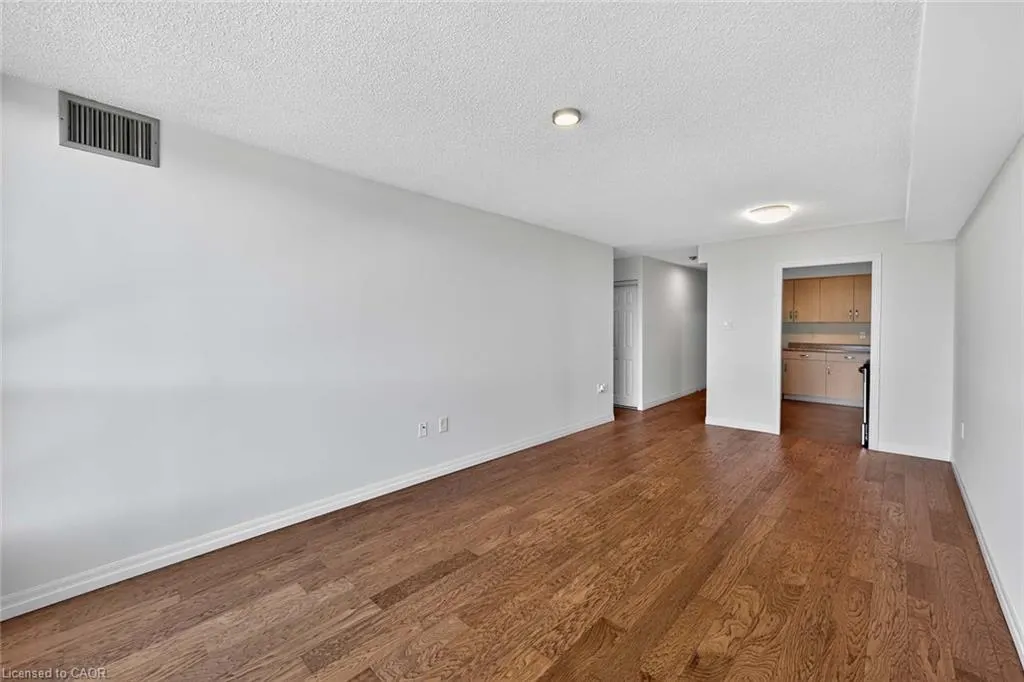 1110 Walden Circle, #507