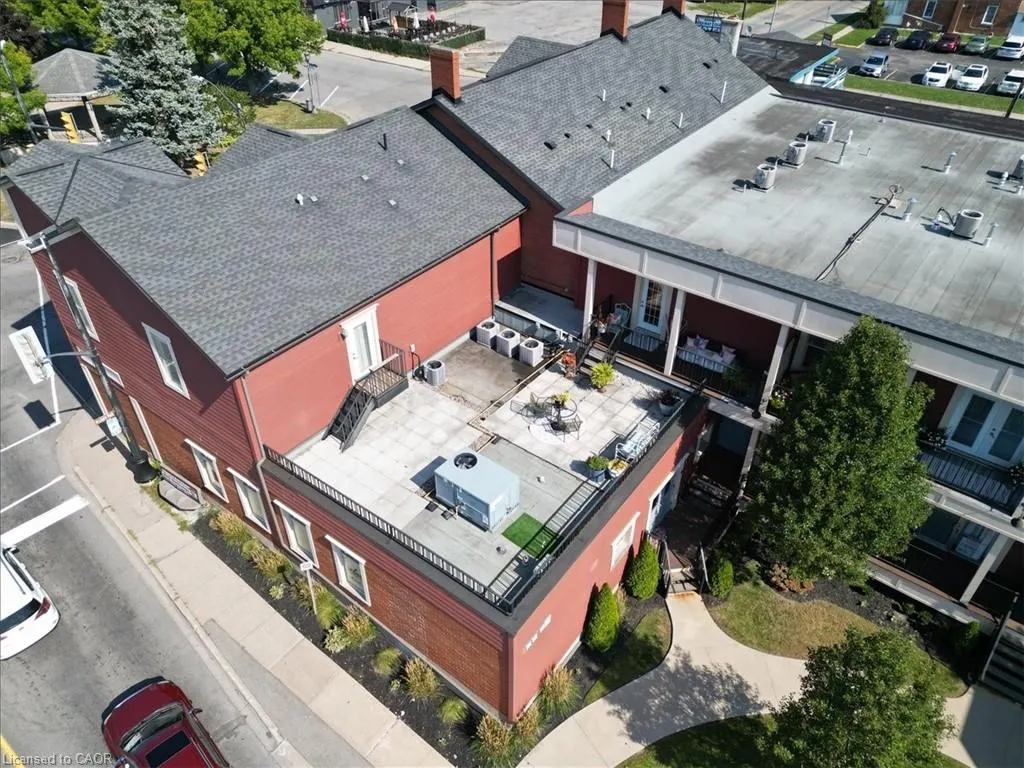 3710 Main Street, #201
