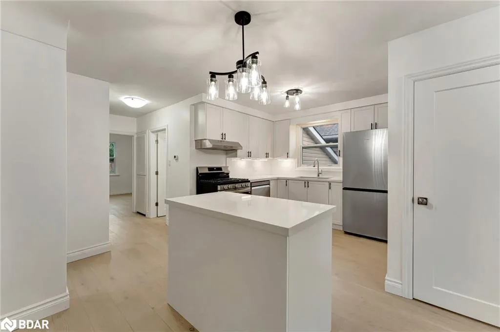 379 East 27th Street
