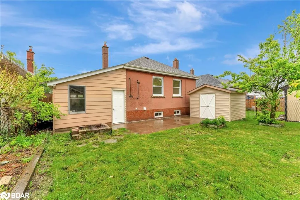 379 East 27th Street