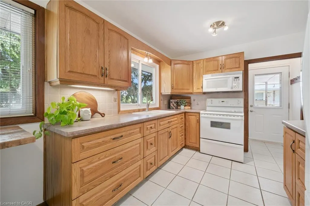 34 Graystone Avenue