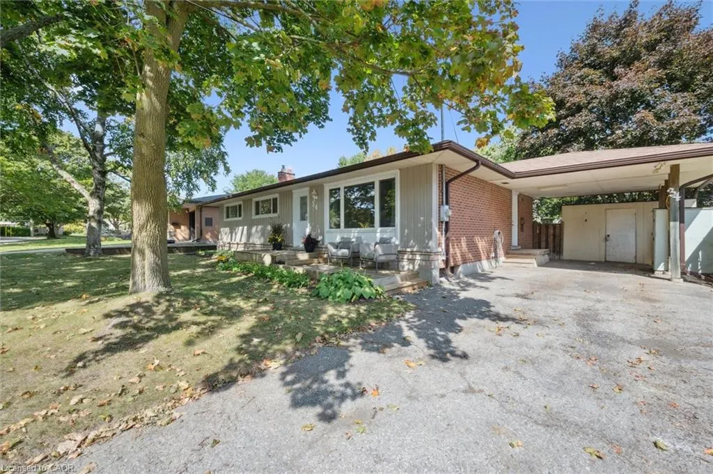 34 Graystone Avenue