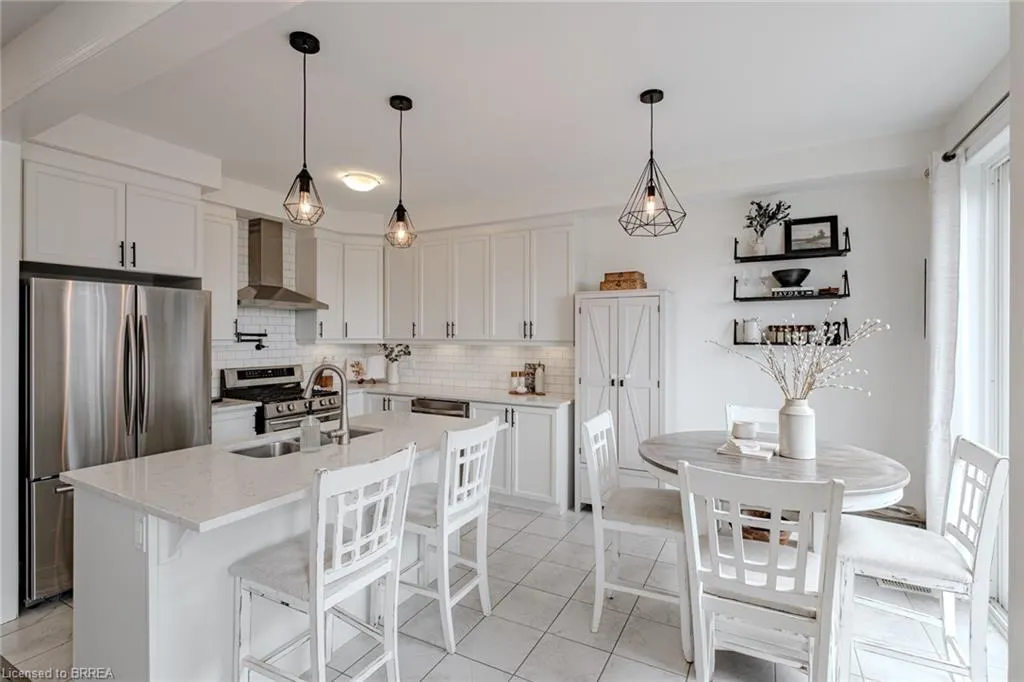 1214 Rose Way