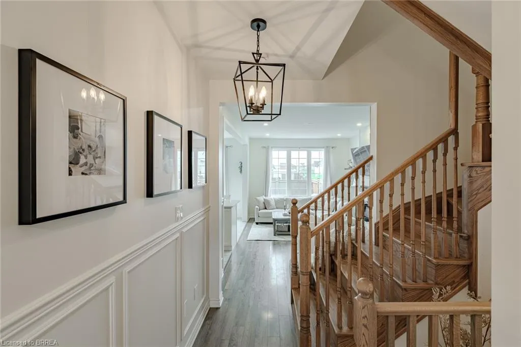 1214 Rose Way