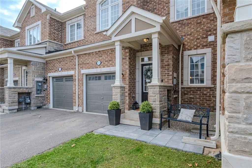 1214 Rose Way