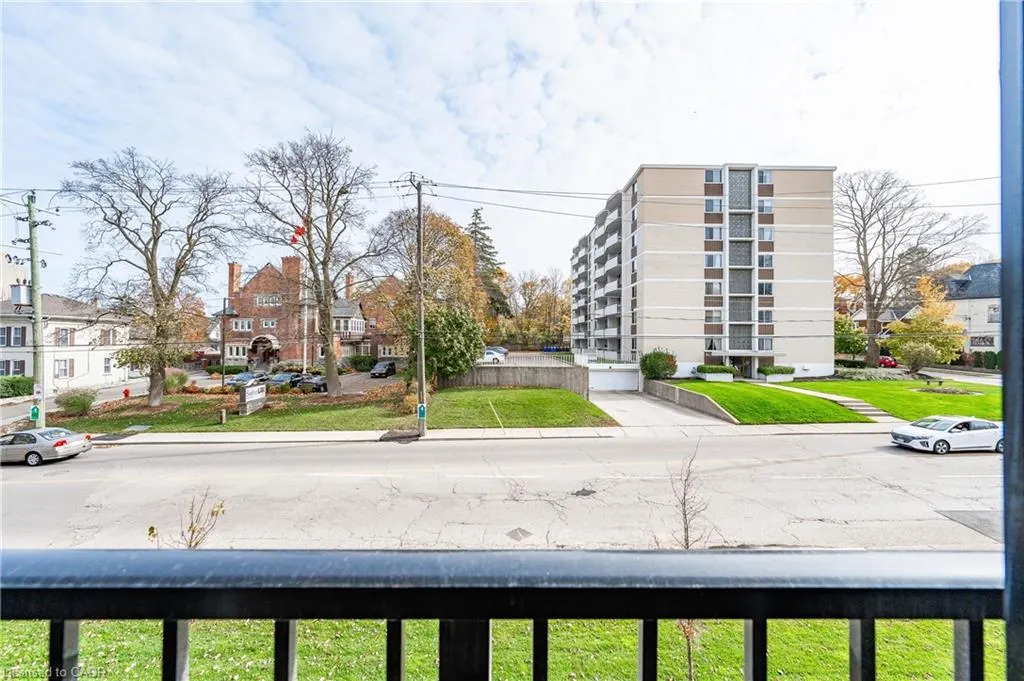 24 Union Street E, #104