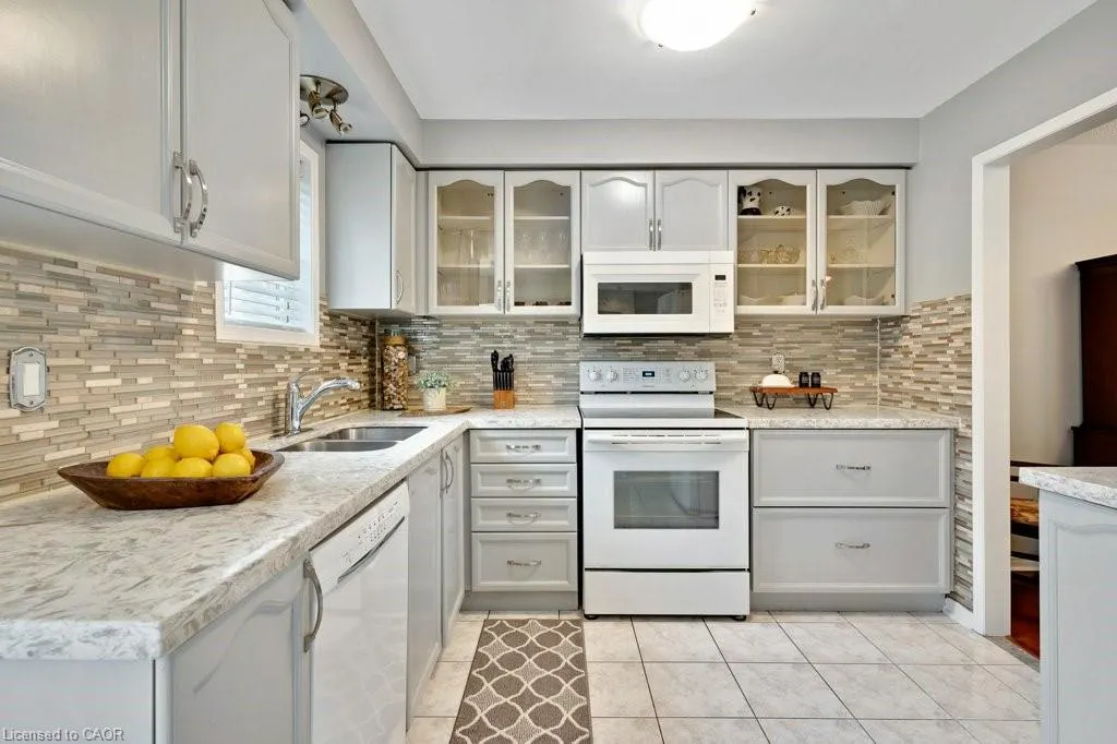 495 Grand Ridge Drive