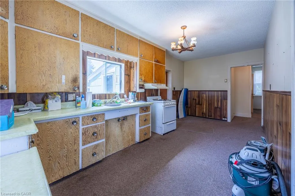 668 Haldimand Road 20