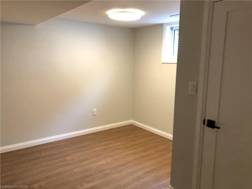 111 Midland Drive, #LOWER