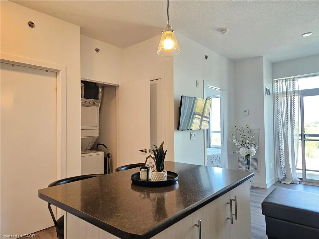 2486 Old Bronte Road, #507