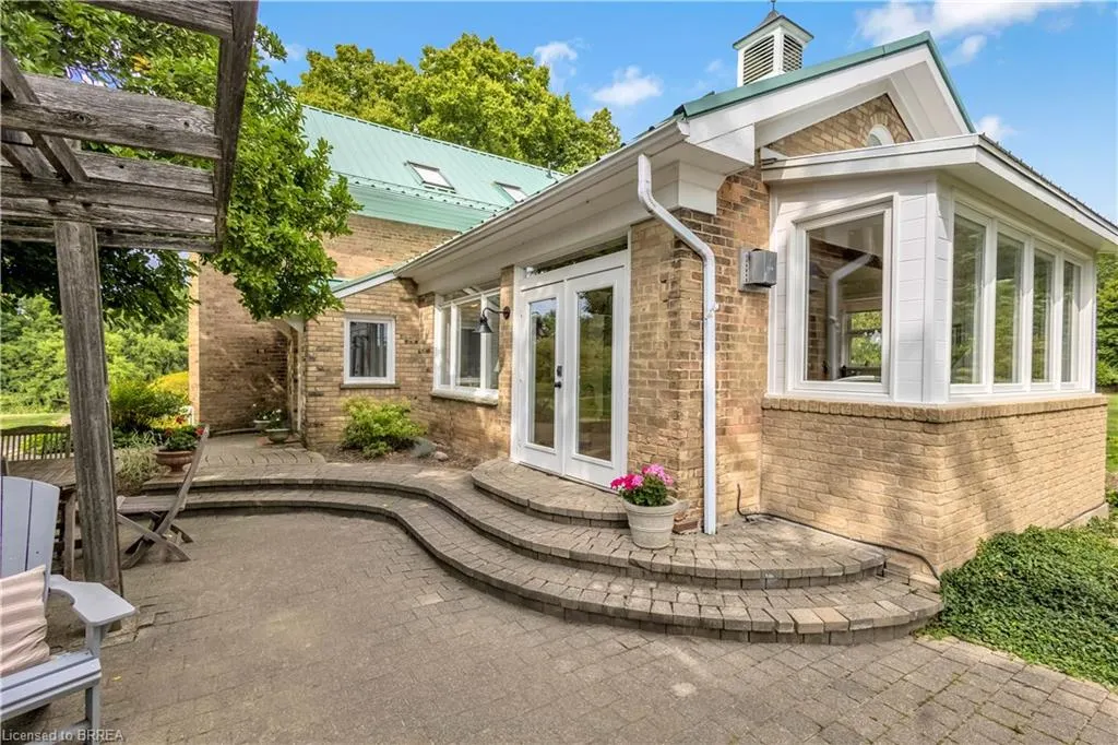 182 River Road