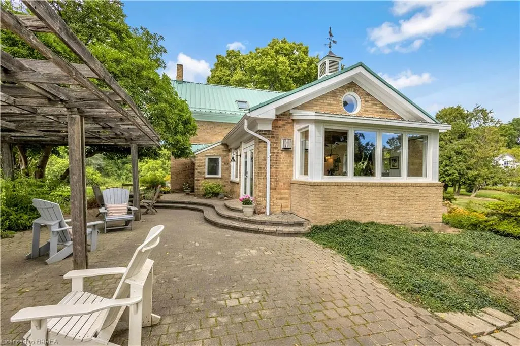 182 River Road