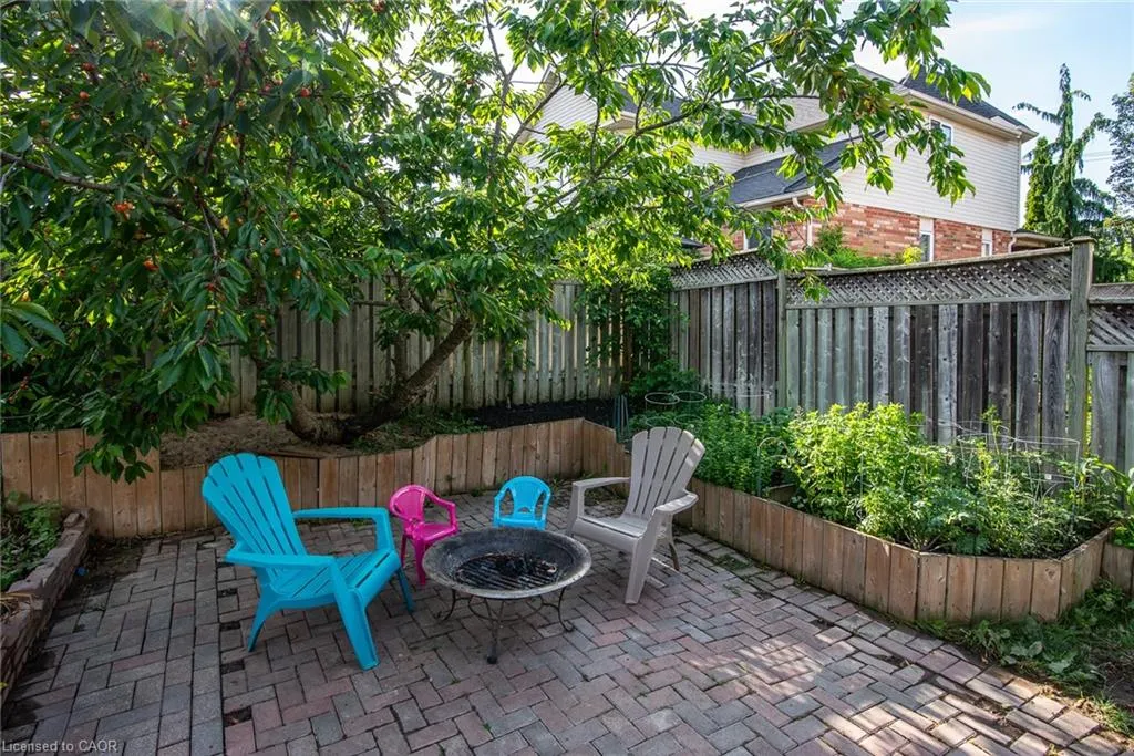 11 Apple Ridge Drive