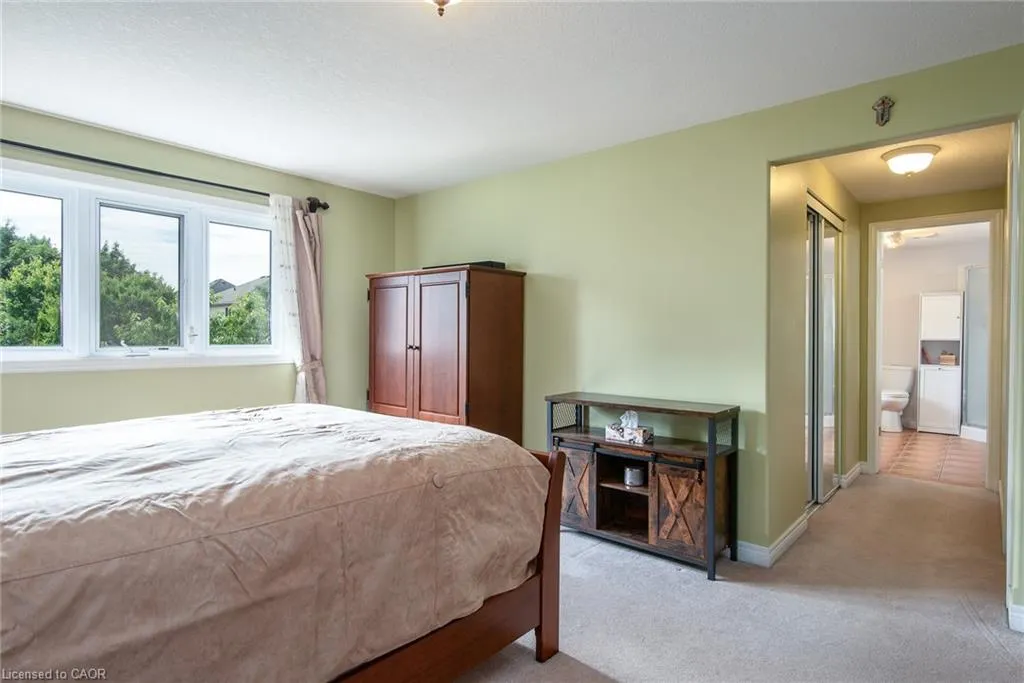 11 Apple Ridge Drive