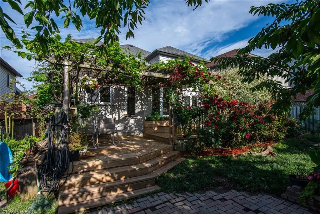 11 Apple Ridge Drive