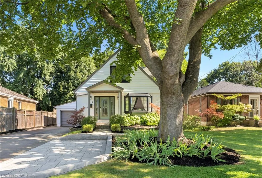 519 Regina Drive