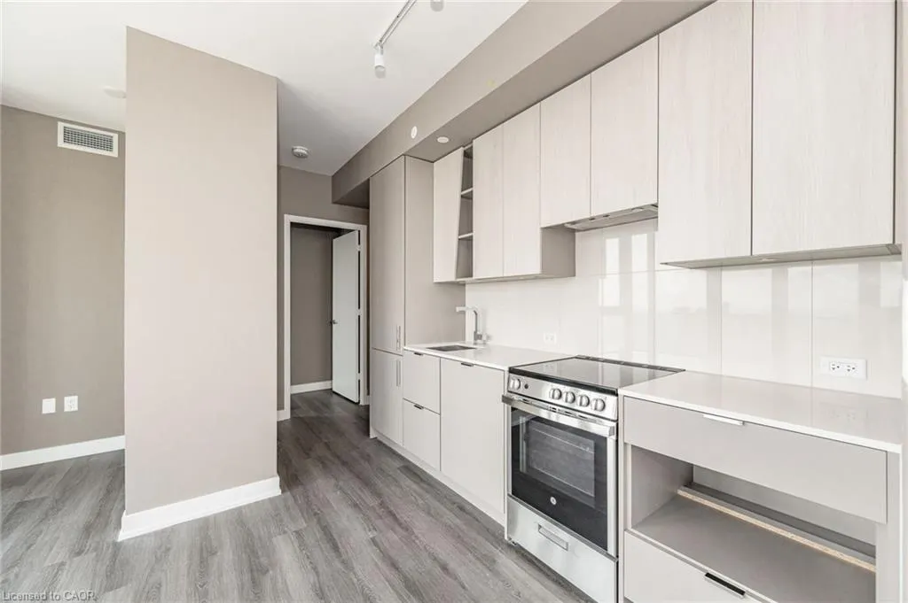 3883 Quartz Road, #3203