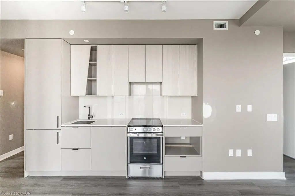 3883 Quartz Road, #3203