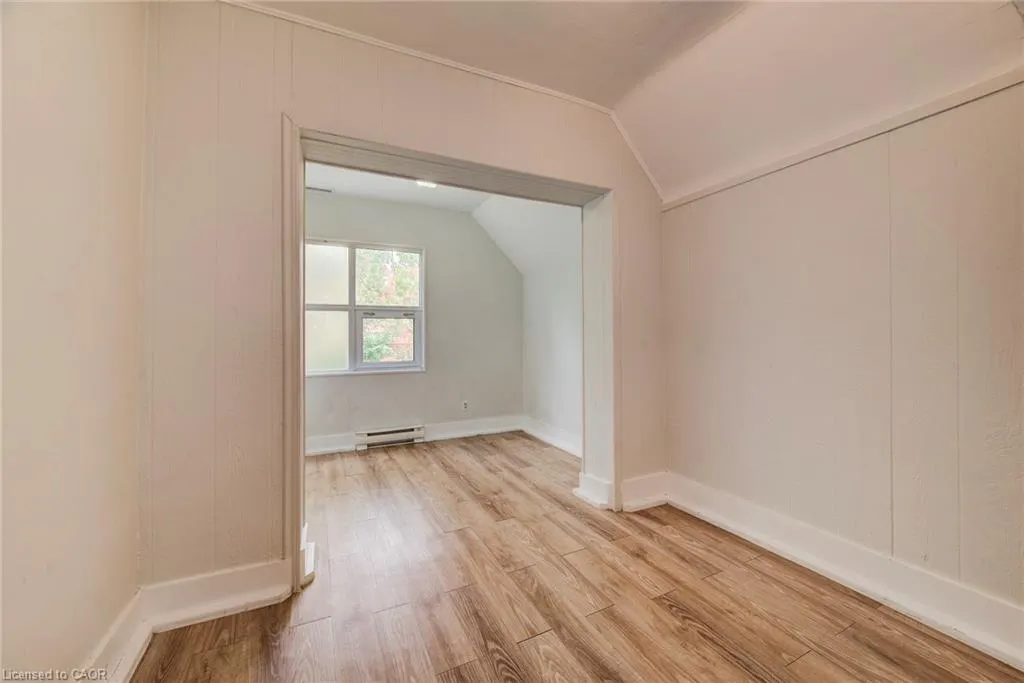 19 Schneider Avenue