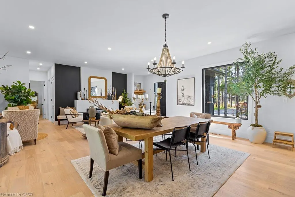107 Louise Creek Crescent
