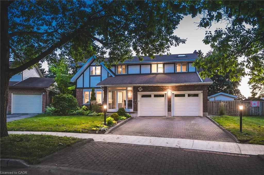 18 Westchester Place