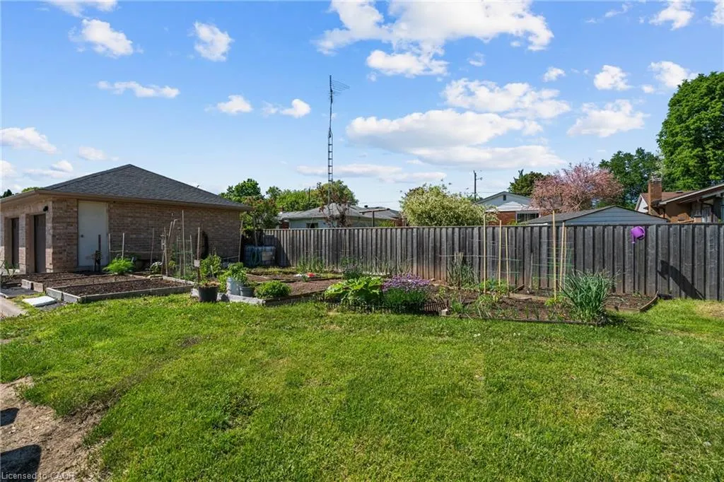 4644 Pettit Avenue, #213