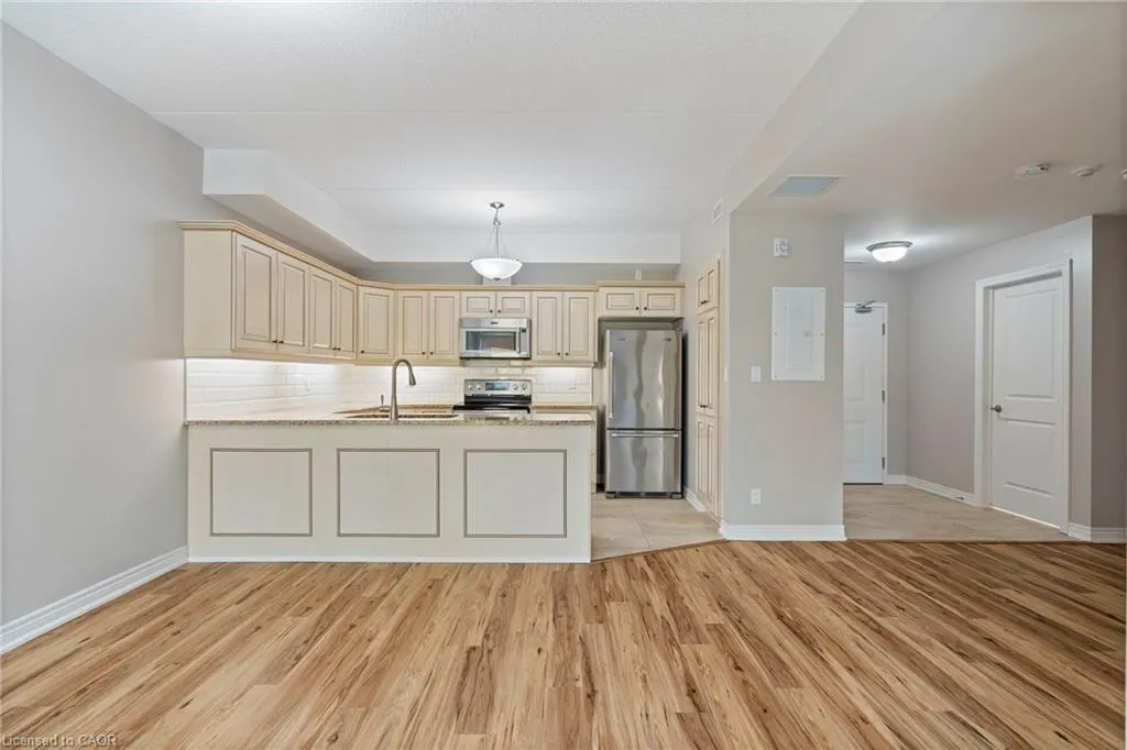 4644 Pettit Avenue, #213