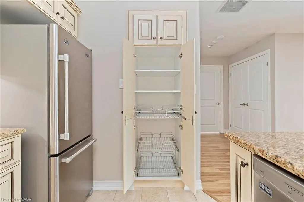 4644 Pettit Avenue, #213