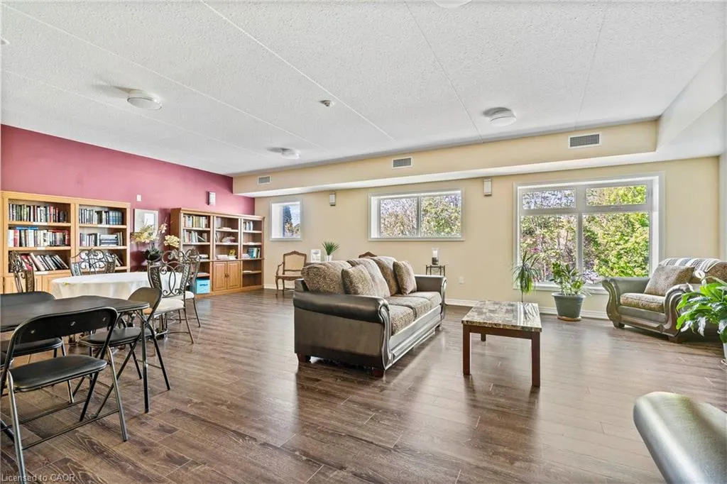4644 Pettit Avenue, #213