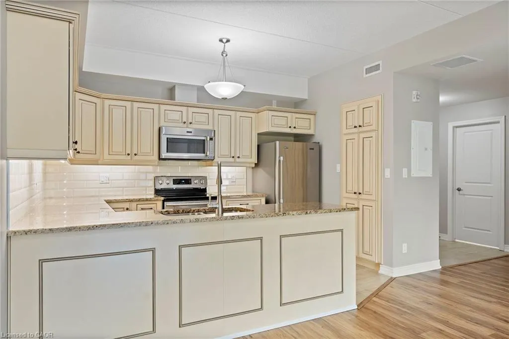 4644 Pettit Avenue, #213
