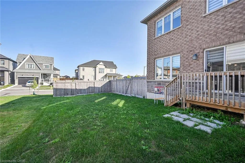 164 Maclachlan Avenue