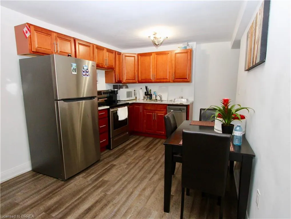72 Kent Street N, #1