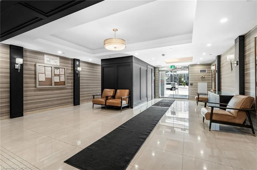 125 Shoreview Place, #432